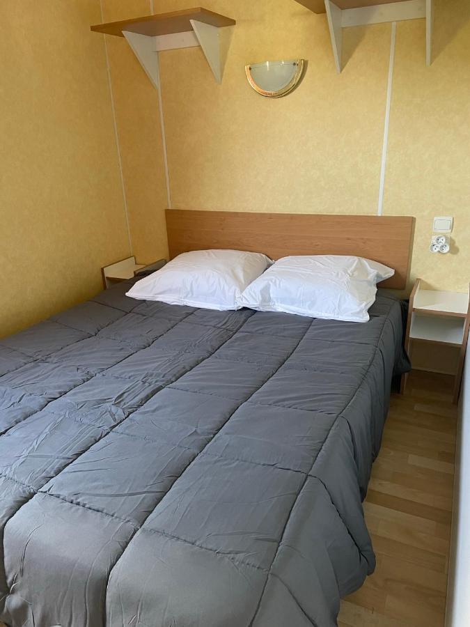 Mobil-Home Au Bord De L'Eau Feins ภายนอก รูปภาพ